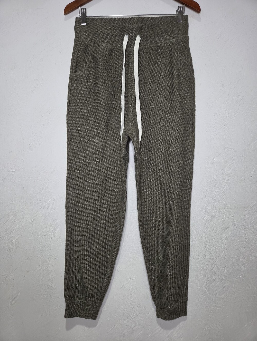 OFFLINE By Aerie Snowday Jogger Washed Olive Size Medium
